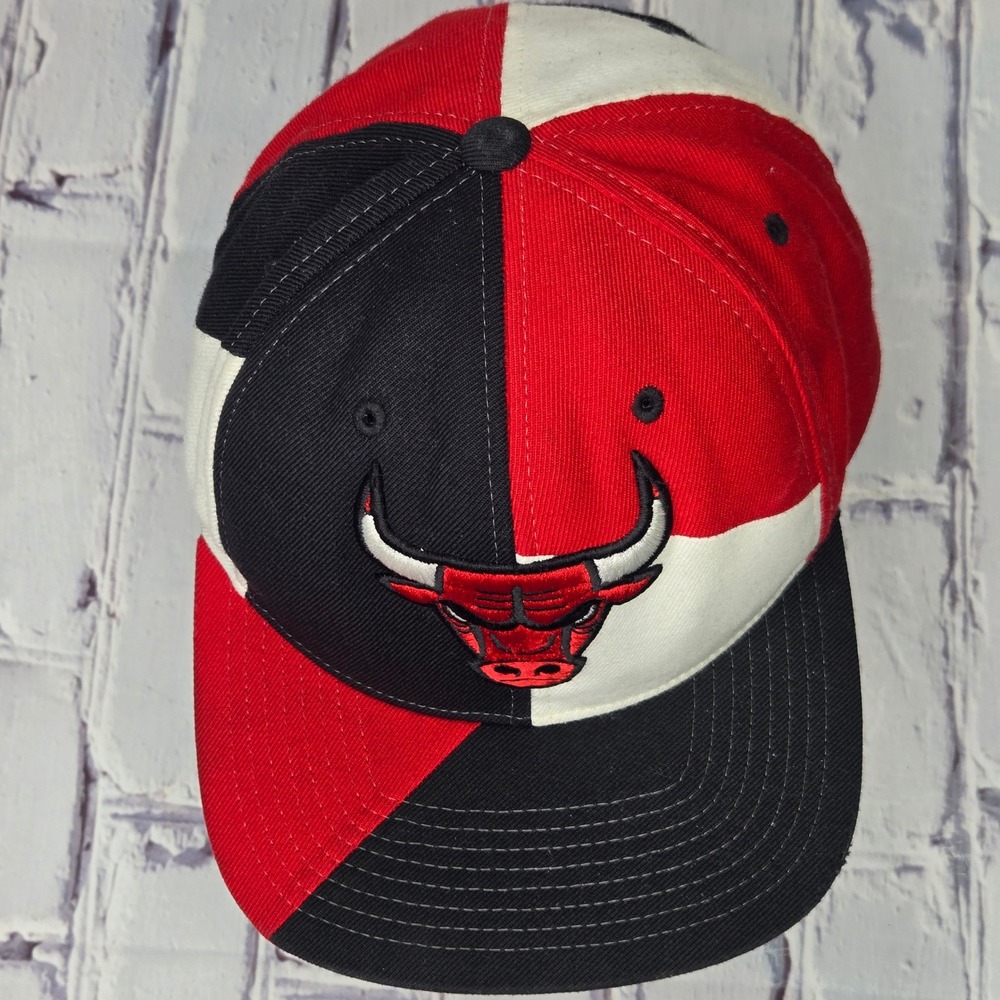 Mitchell & Ness Chicago Bulls Snapback Hat Red Black White Colorblock NBA Cap - Picture 2 of 11